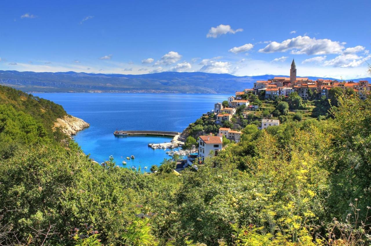 Villa Baska Exteriér fotografie