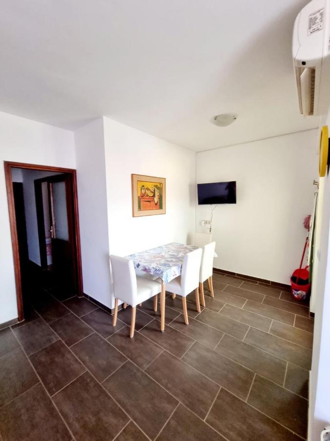 Villa Baska Exteriér fotografie