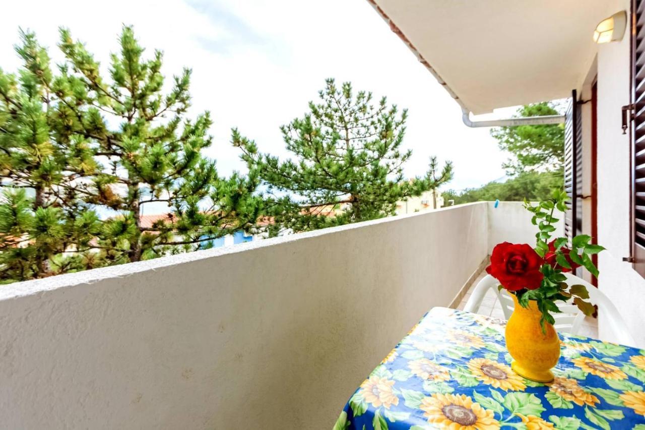 Villa Baska Exteriér fotografie