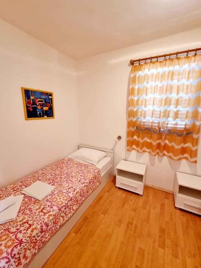 Villa Baska Exteriér fotografie